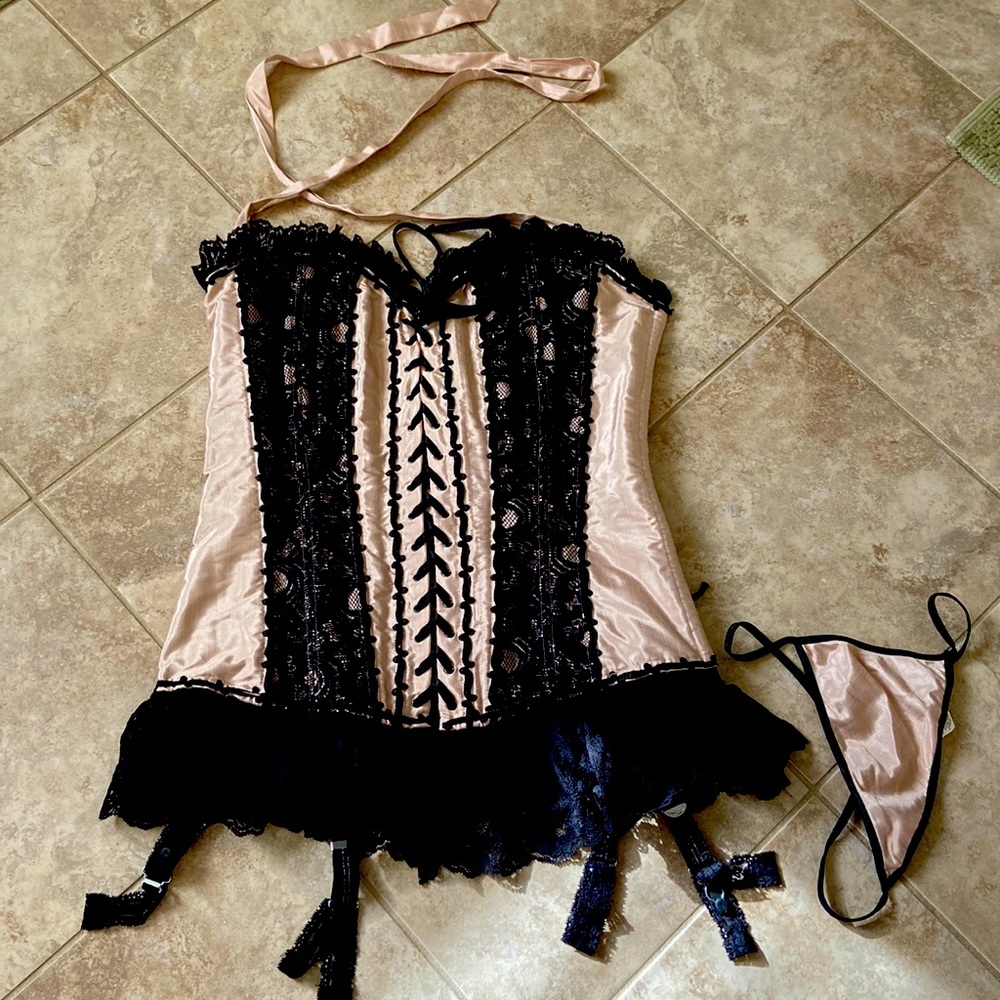 Fredericks of Hollywood Vintage Lace Up Corset.  XL